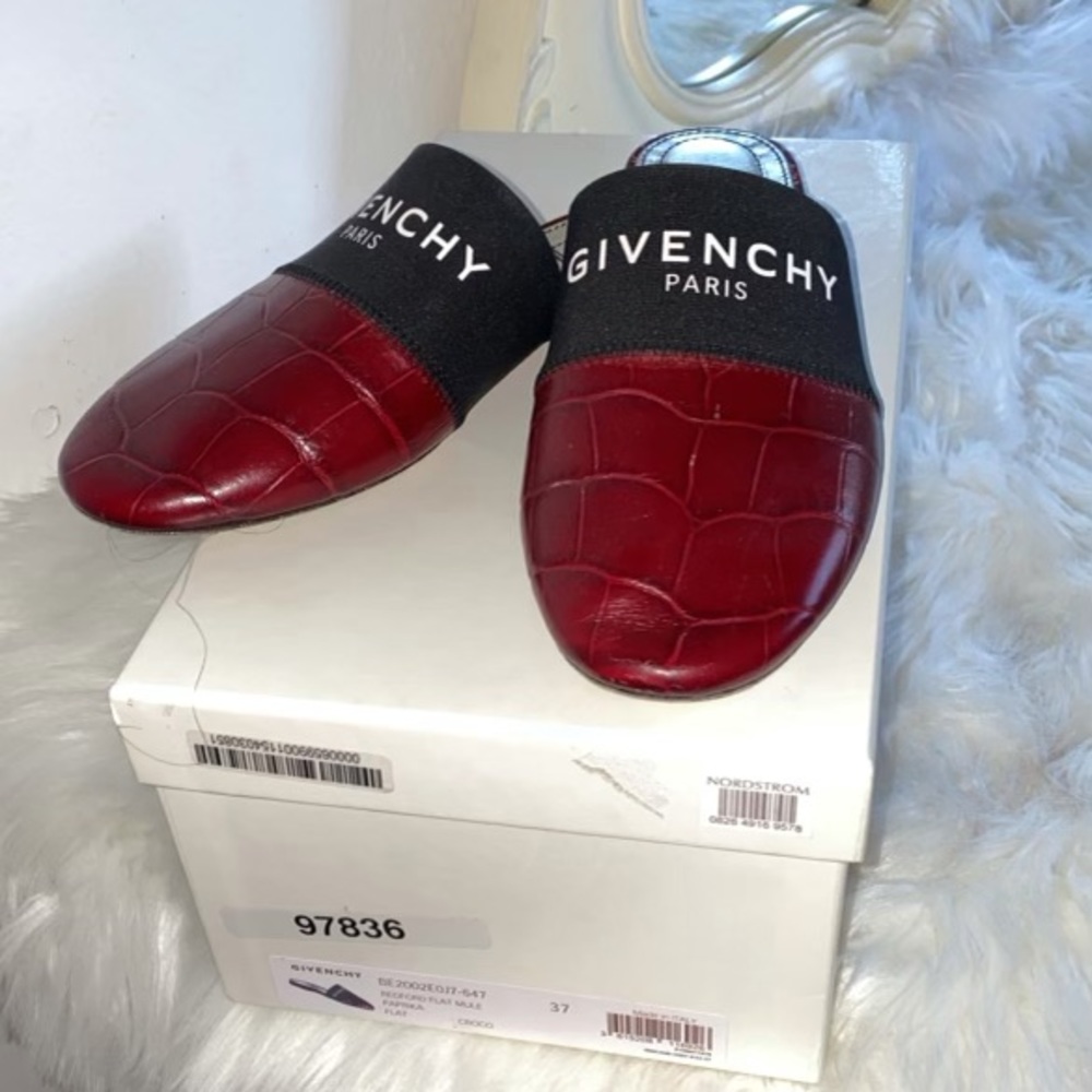 Givenchy mule